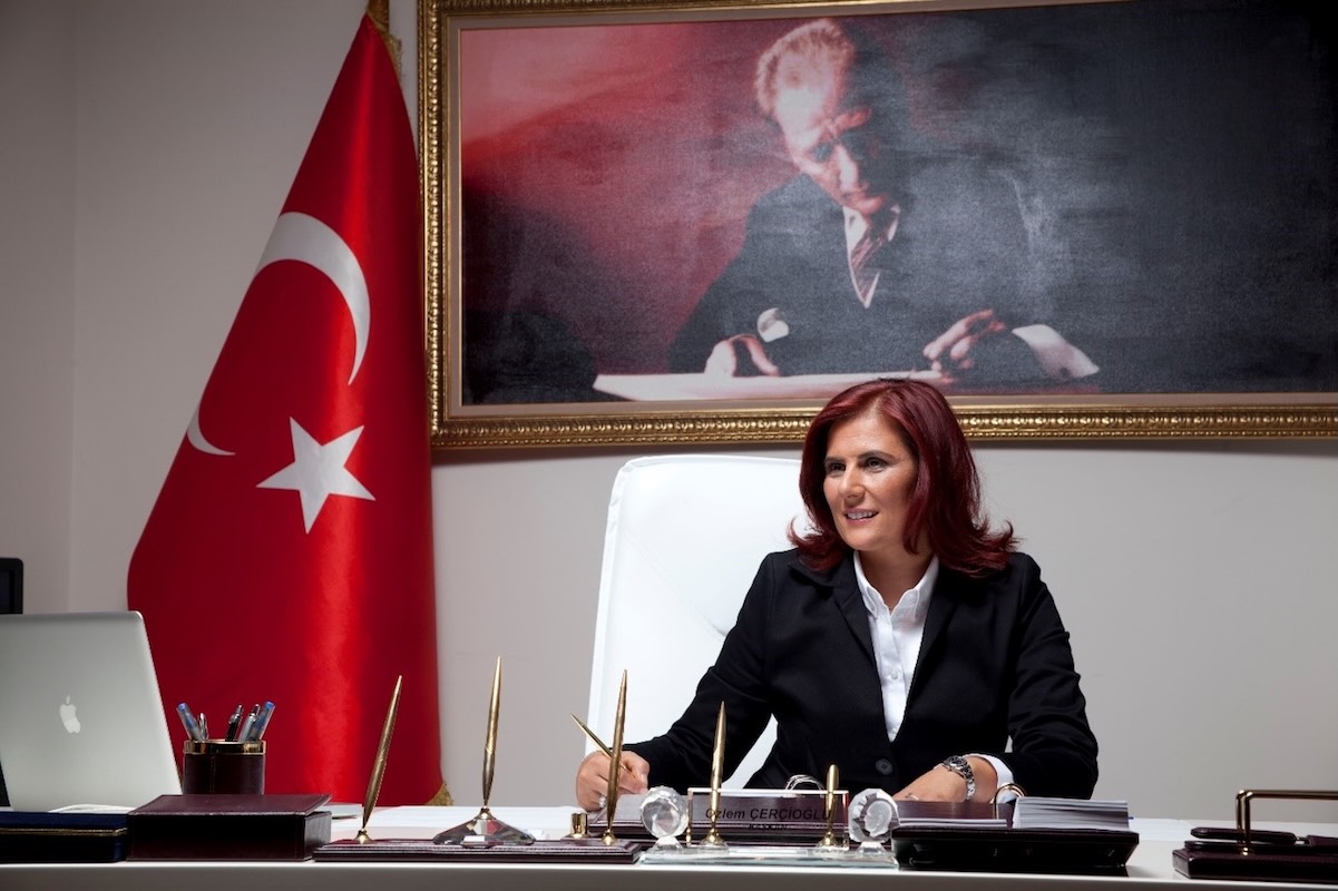 özlemcercioglu-359